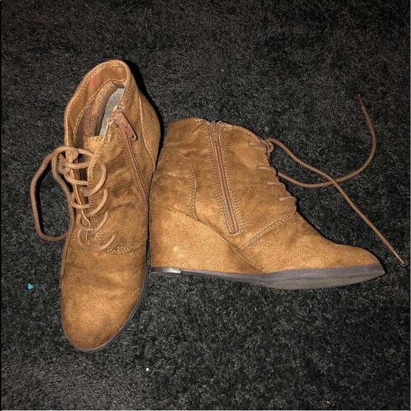 Wedges - Picture 1 of 1